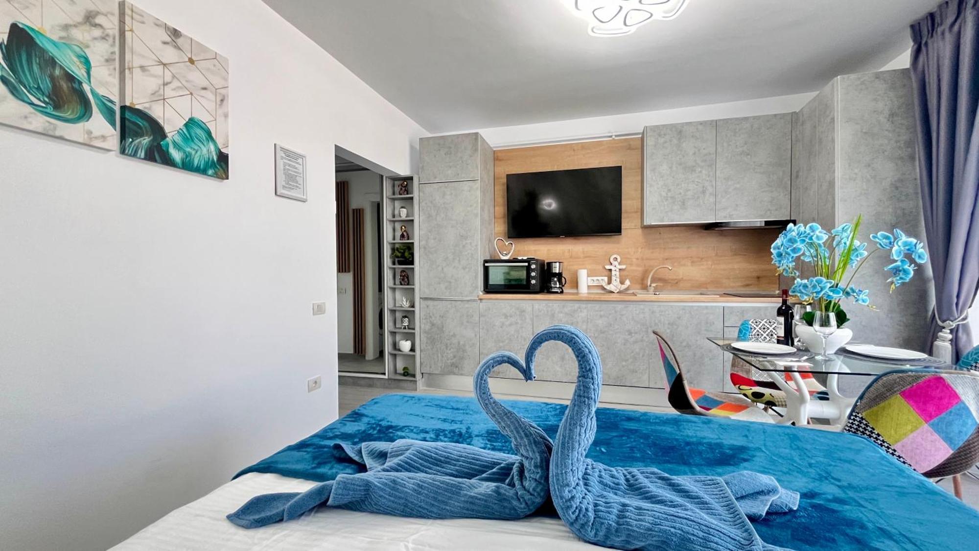 Cosmopolitan - Studio Pe Plaja Cu Vedere La Mare & Loc Parcare Gratis Năvodari المظهر الخارجي الصورة
